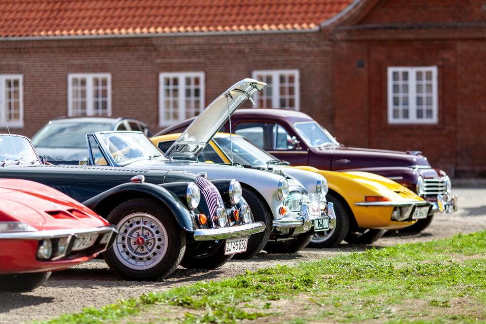 veteranbiler der holder parkeret