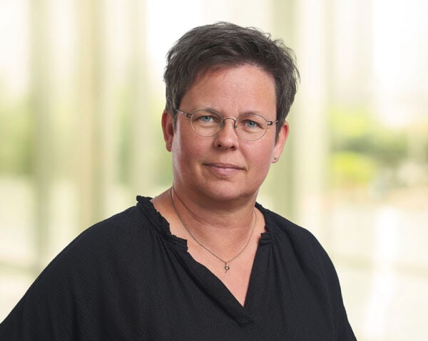Karina Steensgaard, økonomimedarbejder