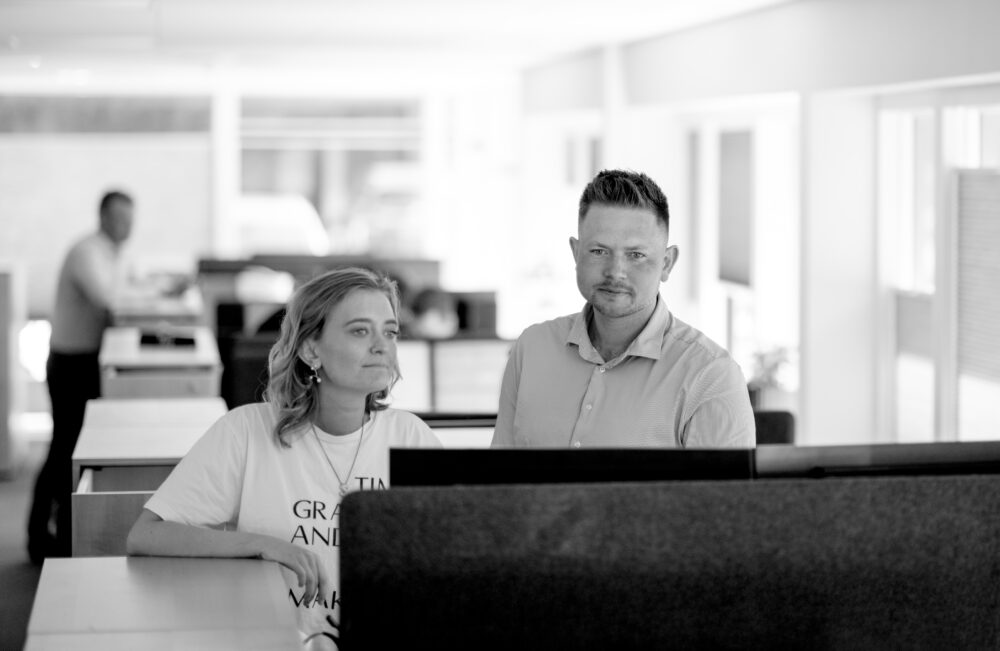 Medarbejdere i skadeafdelingen hos Thisted Forsikring.